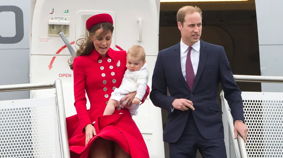 Los duques de Cambridge realizan su primer viaje junto al príncipe Jorge