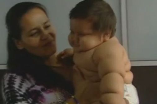 Santiago weegt 20 kilo op 8 maanden
