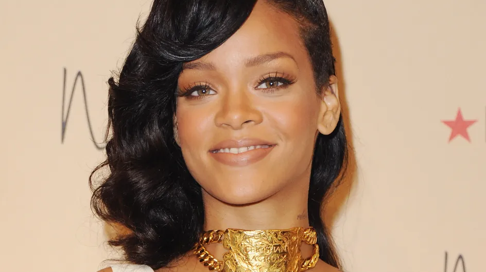 Rihanna : Surprise nue lors d'une séance photo !
