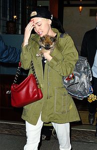 Miley Cyrus und Moonie