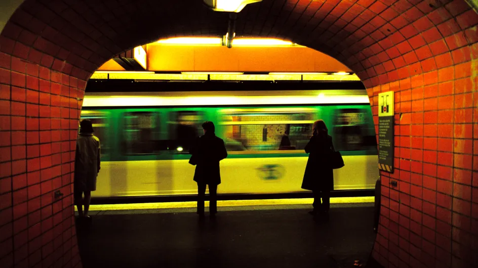 Lille : Une jeune femme se fait agresser sexuellement dans le métro sous le regard indifférent des passagers