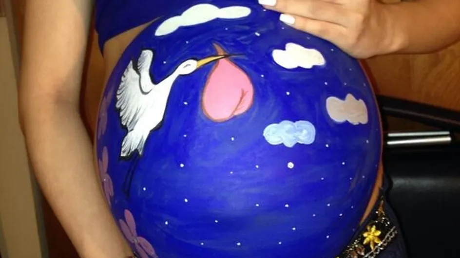 Belly Painting: zwangere vrouwen die hun ronde buik schilderen (in beeld)