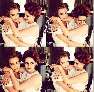 Kristen Stewart e Riley Keough