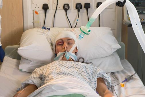 Coronation Street 29/05 – Fingers point at one resident