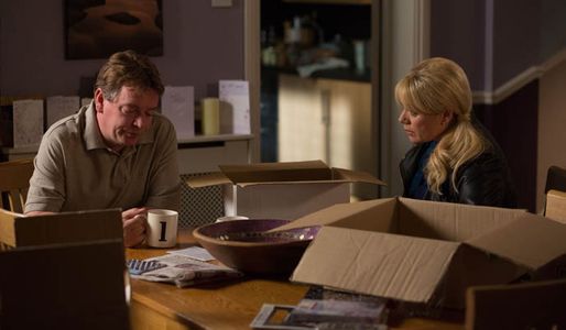Phil and Sharon panic about Ian