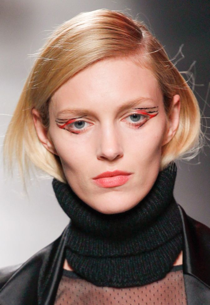 Make-up modeshow Anthony Vaccarello herfst-winter 2014-2015