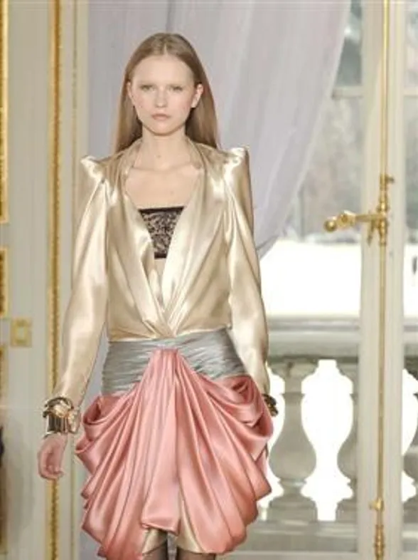 Balenciaga: Paris Fashion Week Otoño-Invierno 09-10