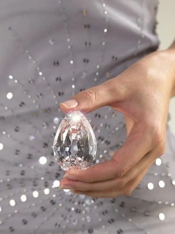 El oráculo de las piedras preciosas