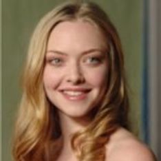 Amanda Seyfried prohibe a su padre ver su último filme