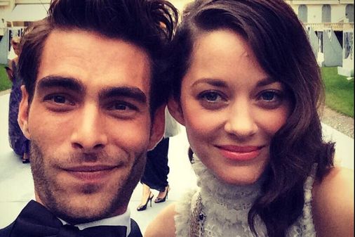 Jon Kortajarena y Marion Cotillard
