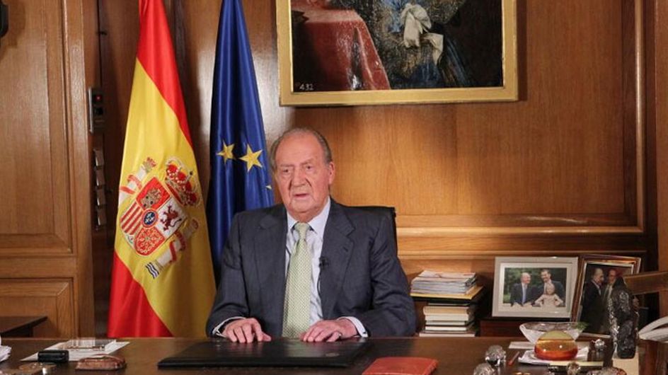 Los famosos opinan sobre la abdicación del Rey vía Twitter