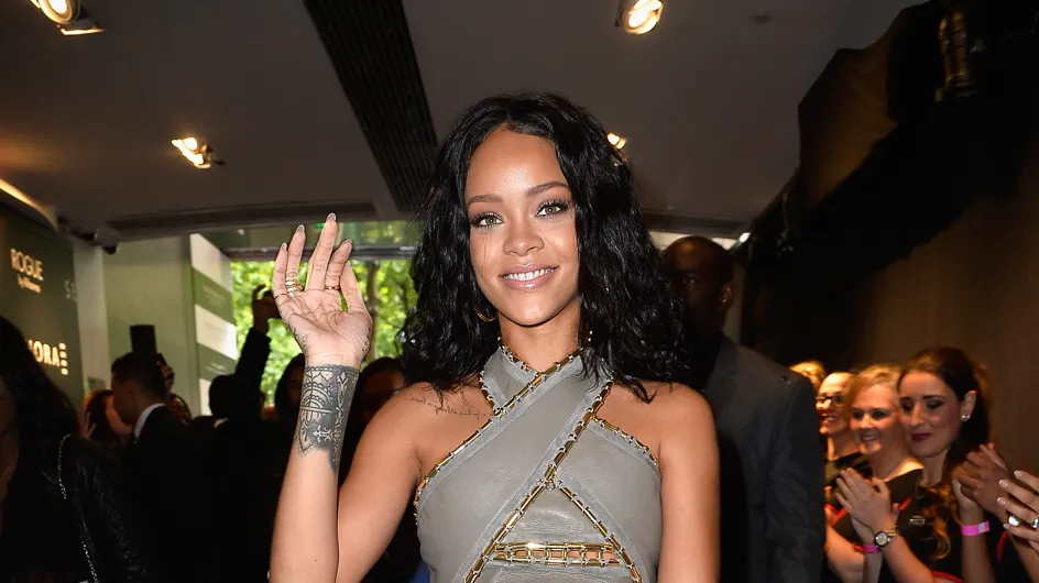 Rihanna : Un look casual pour présenter son parfum "Rogue" à Paris