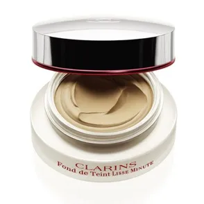 Una tez sin defectos con Clarins
