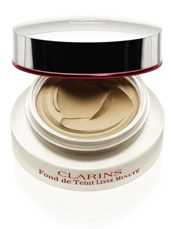 Una tez sin defectos con Clarins