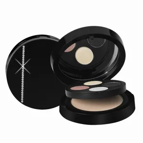 La brillante colección de Giorgio Armani