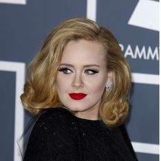 Adele se enfada con Robert Pattinson