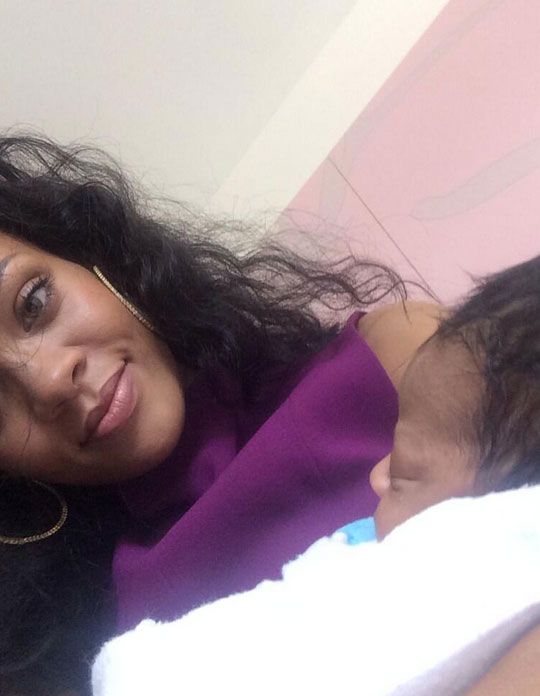 Rihanna Presume De Bebe En Las Redes