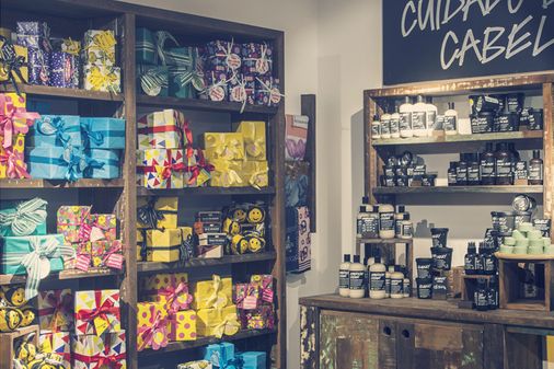 Lush inaugura loja e spa no Brasil