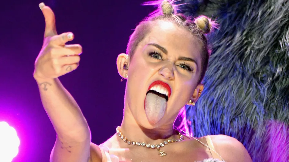 Miley Cyrus en tournée : Elle choque les Espagnols avec son "Wedgie"