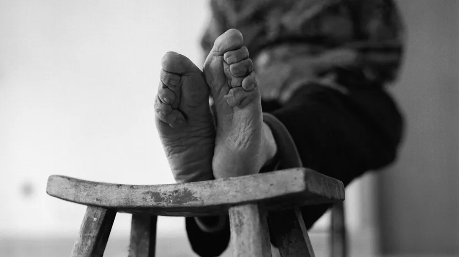 Une photographe met en images les derniers « pieds bandés » des Chinoises (Photos et vidéo)
