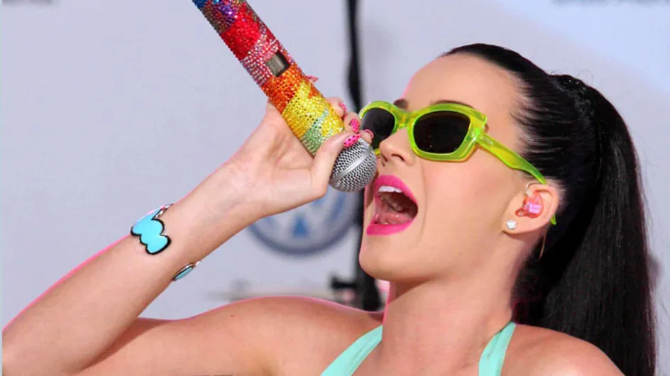 20 Epic And Easy Karaoke Songs For Women