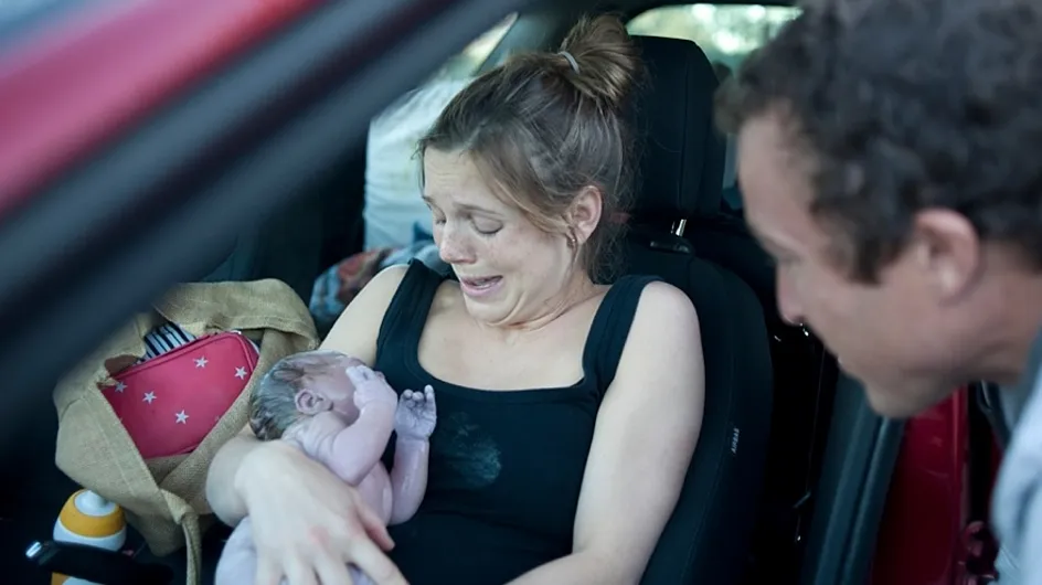 Prise par le temps, elle accouche sur le siège passager de sa voiture (Photos et vidéo)
