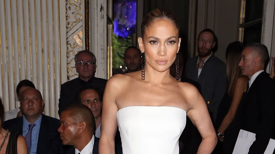 Jennifer Lopez au défilé Versace : Zoom sur son look