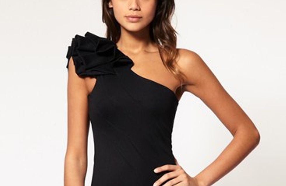 Choosing A Perfect Party Dress Choosing A Perfect Party Dress