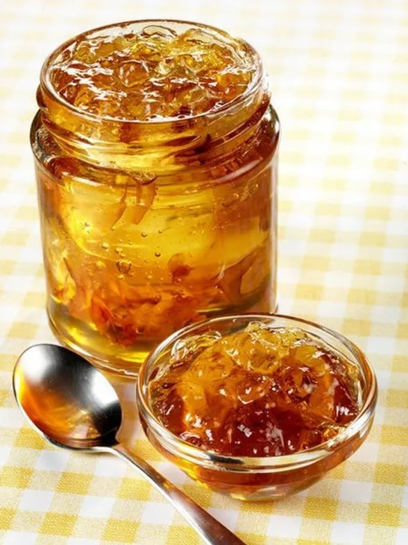 Making jam