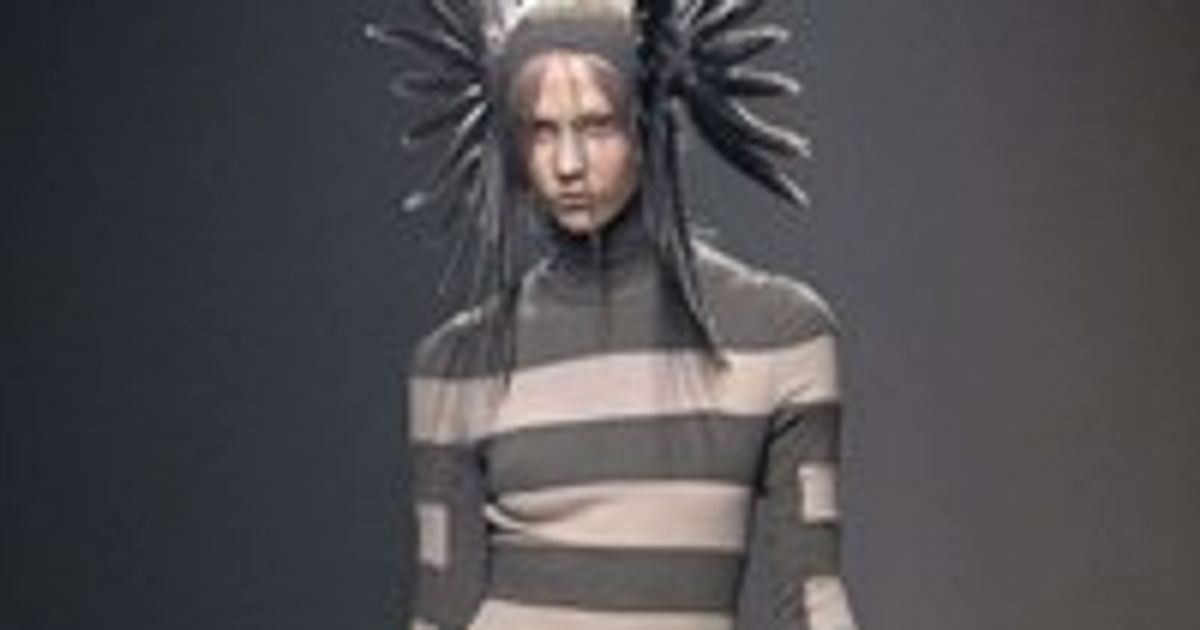 Paris Fashion Week: Futuristic fashion at Gareth Pugh