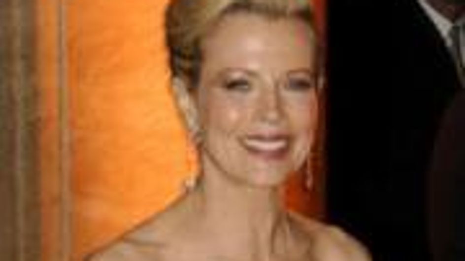 Kim Basinger's naked embarrassment