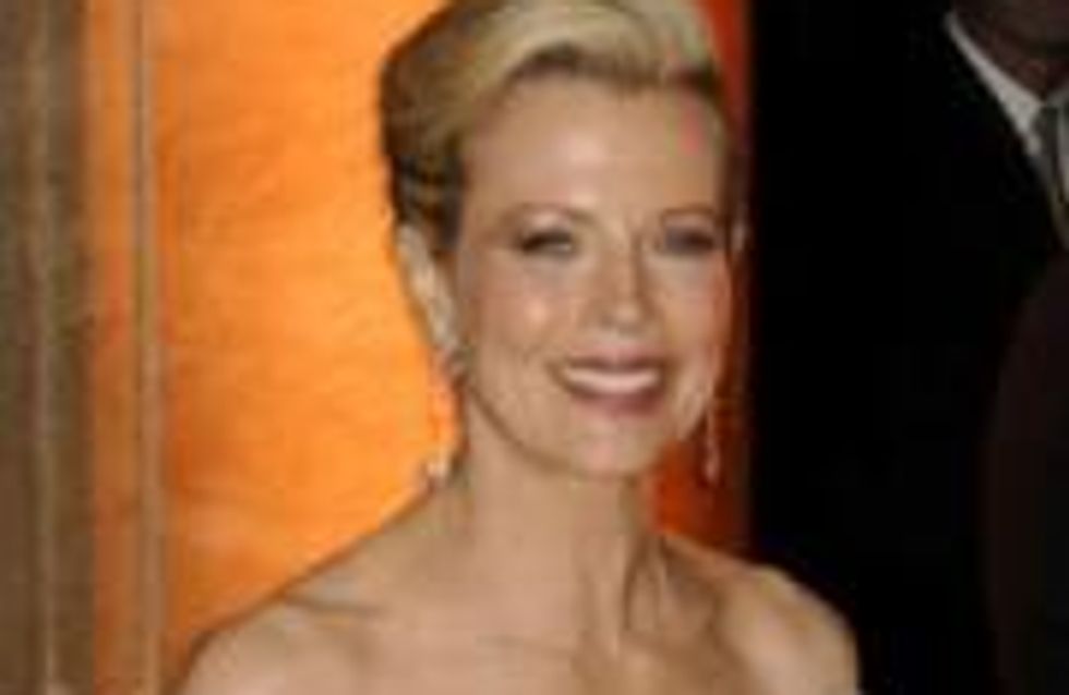 Kim Basinger's naked embarrassment