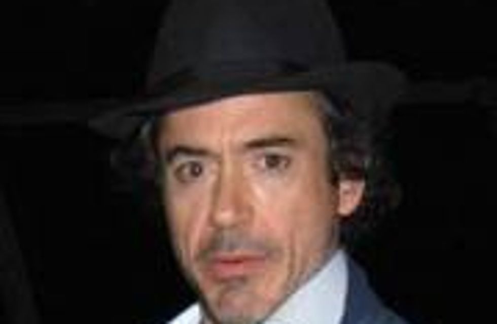 Robert Downey Jr won't quit smoking