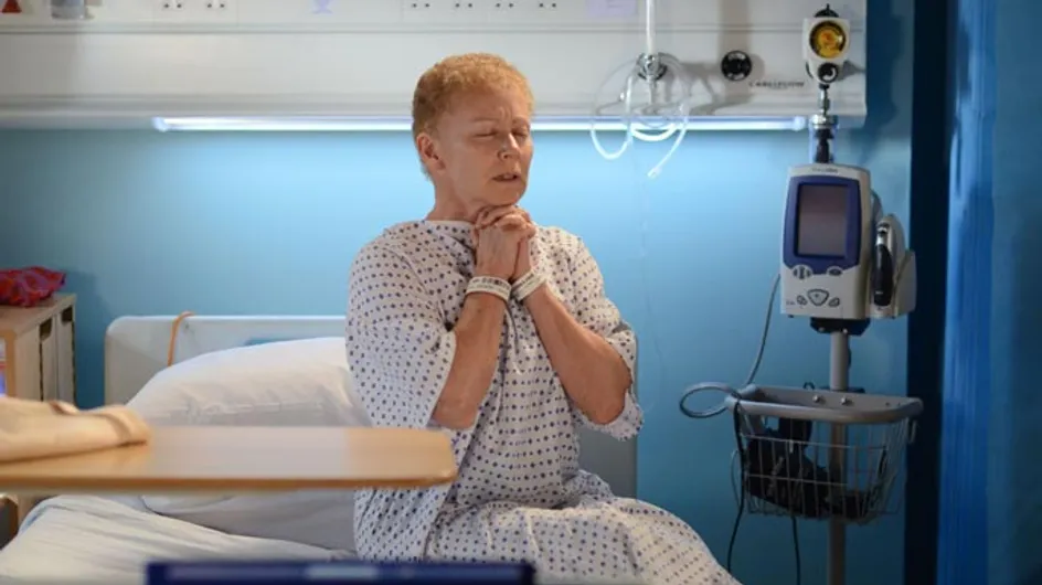 Eastenders 29/07 – Carol heads to the hospital for her operation