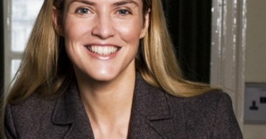 MP Louise Mensch resigns to put family first