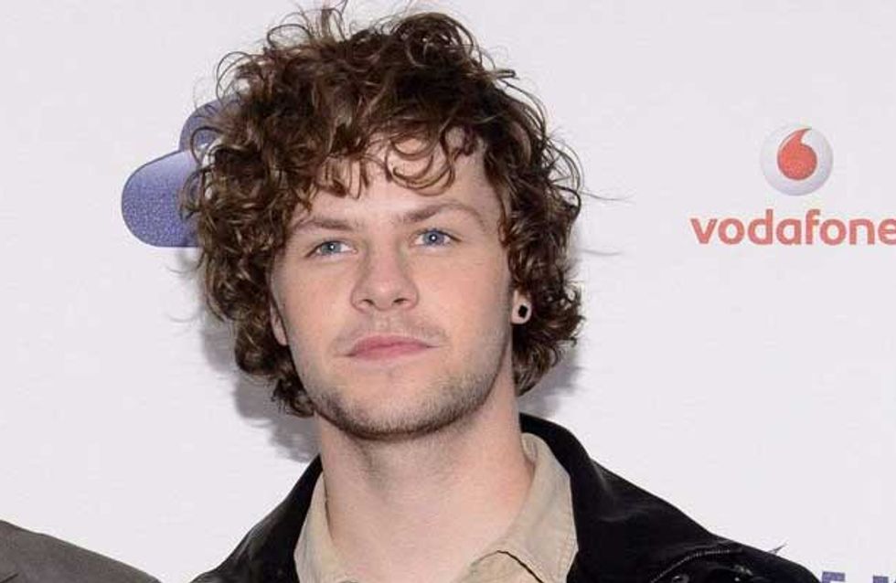 The Wanteds Jay Mcguiness Has Steamy On Stage Snog With Fan 