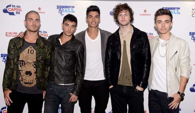 The Wanted's Jay McGuiness has steamy on-stage snog with fan