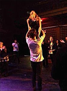 Harry Styles Taylor Swift lift