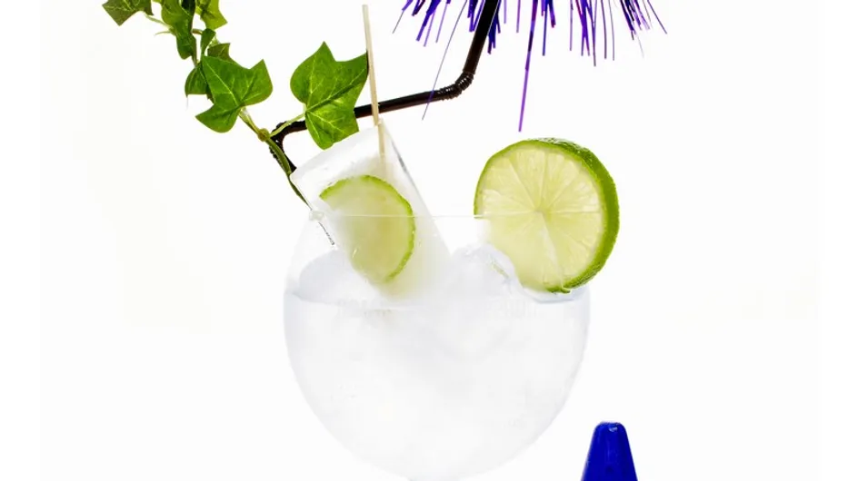 10 recettes de cocktails pour se croire au soleil