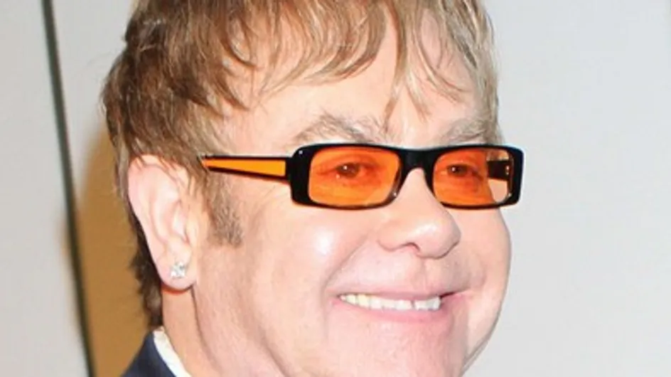 Elton John veut savoir qui est le père de son fils !