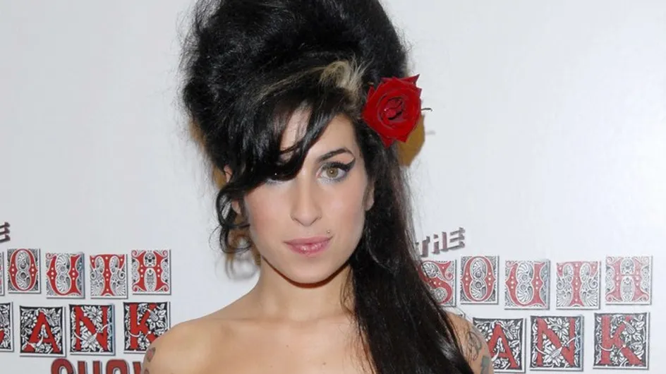 Amy Winehouse : ses parents et ses fans lui rendent un dernier hommage