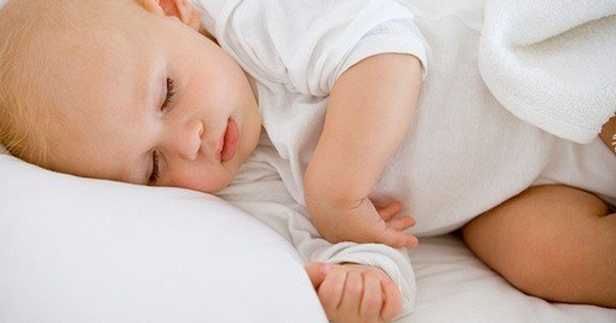 Je baby te slapen leggen