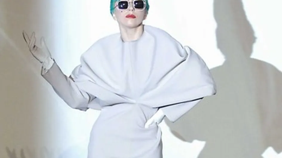 Lady Gaga dans la peau du Père Noël
