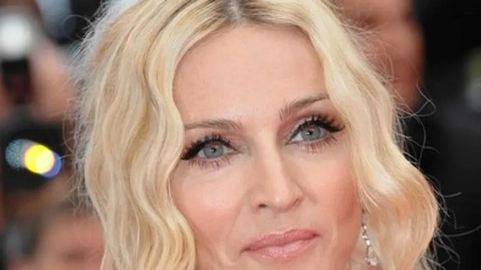 Photos : Madonna en string, topless et sans maquillage !