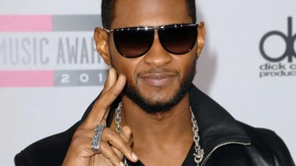 Usher : son pantalon le lâche en plein concert