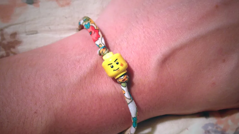 Tuto : réalisez un joli bracelet liberty en figurine LEGO® !