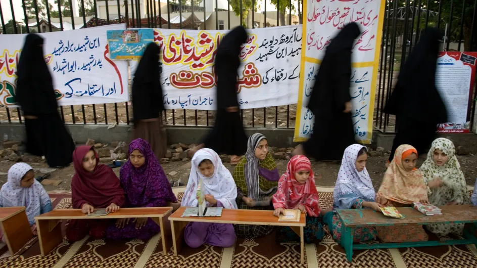 Detienen a un matrimonio paquistaní en Logroño por intentar casar a su hija menor de edad