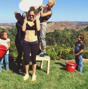 Jennifer Lopez