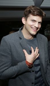 1- Asthon Kutcher
