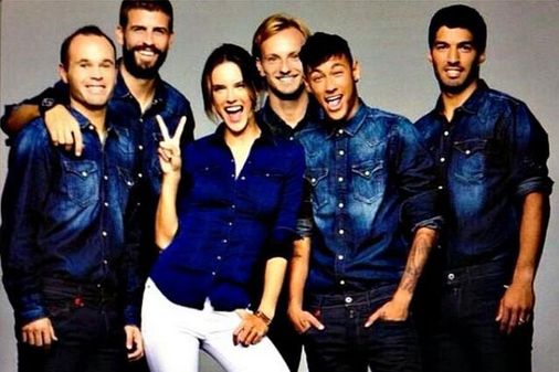 Los jugadores del Barça y Alessandra Ambrosio
